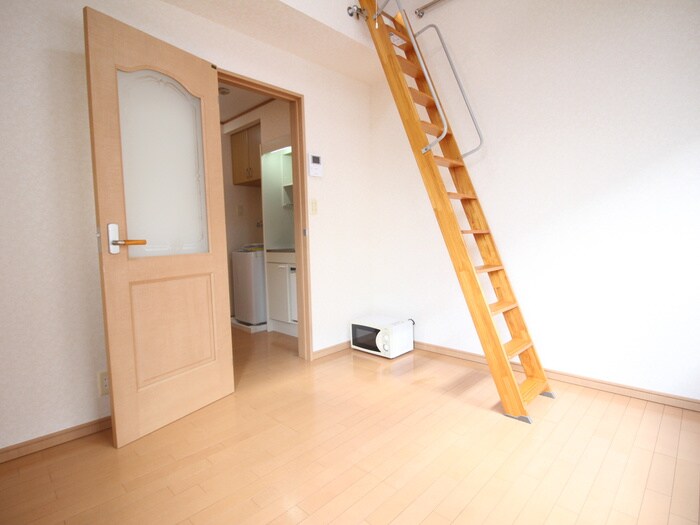 物件内観写真9　(居室)