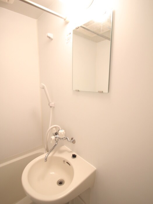 物件内観写真12　(洗面)
