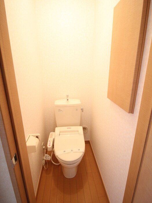 物件内観写真13　(トイレ)