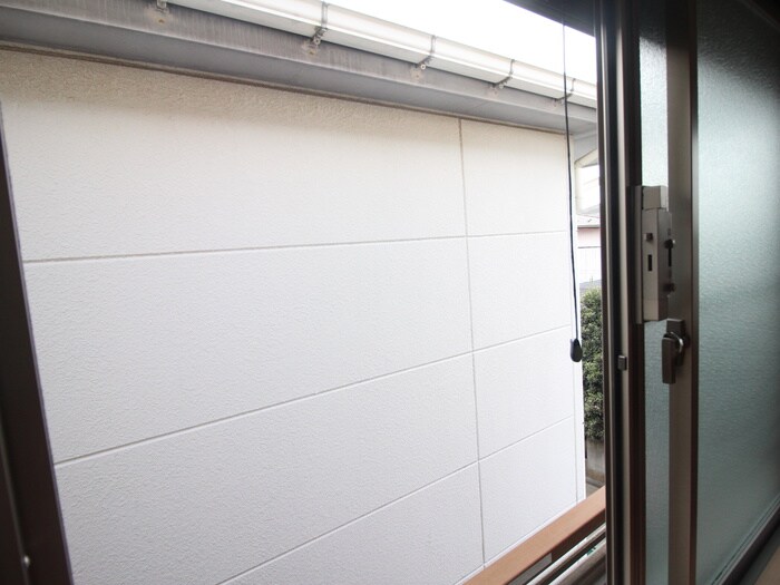 物件内観写真16　(室内からの展望)