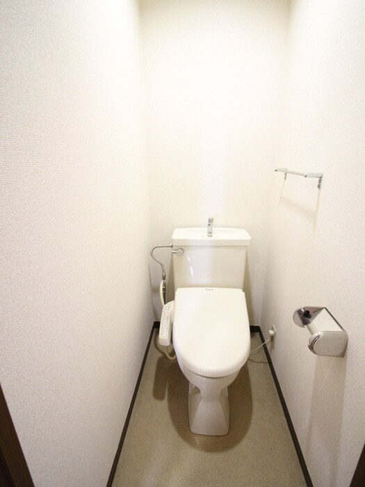 物件内観写真10　(トイレ)