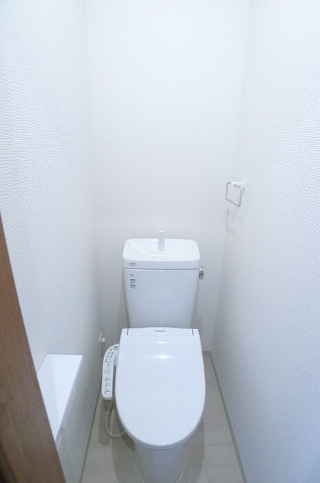 物件内観写真14　(トイレ)