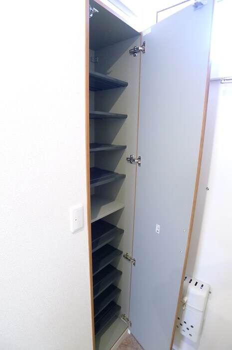 物件内観写真17　(靴箱)