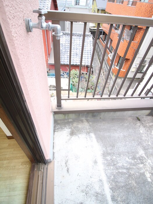 物件内観写真17　(洗濯機置場)