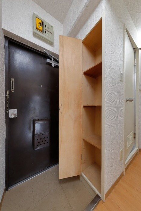 物件内観写真15　(収納)