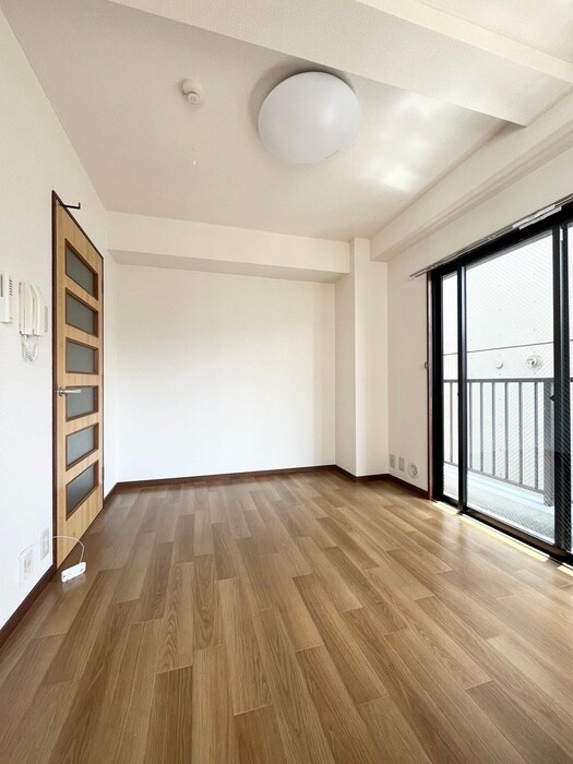 物件内観写真10　(居室)