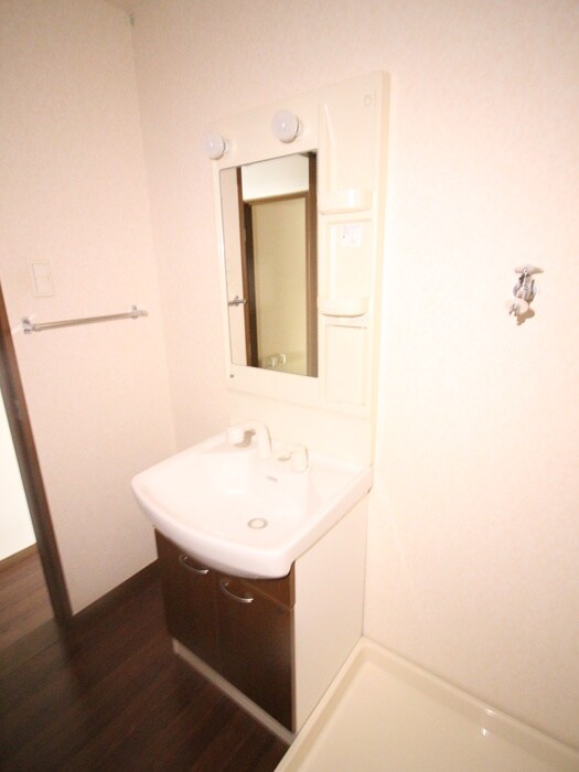 物件内観写真7　(洗面)