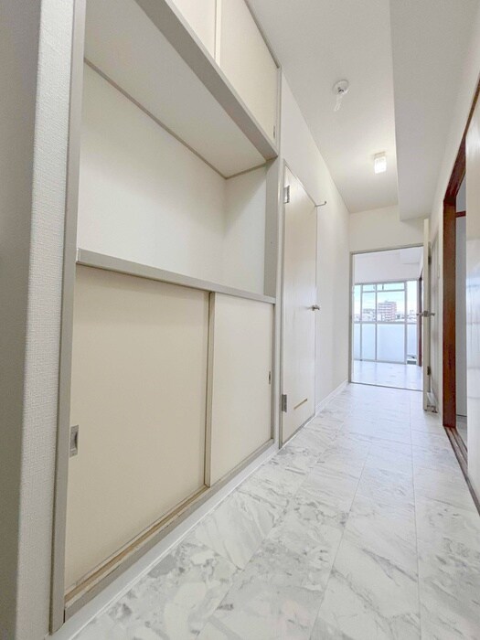 物件内観写真18　(廊下)