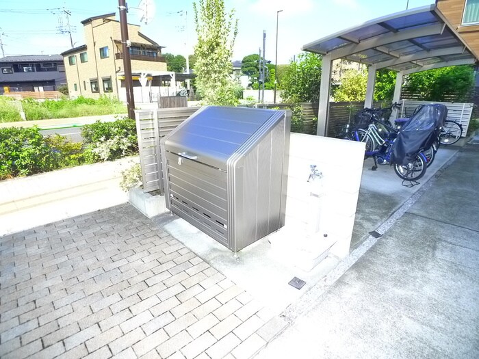 物件外観写真4　(建物設備)