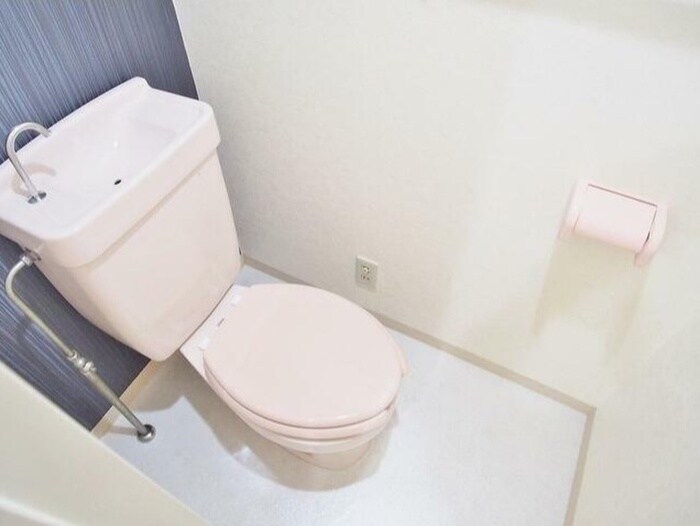 物件内観写真8　(トイレ)