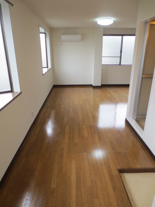 物件内観写真12　(居室)