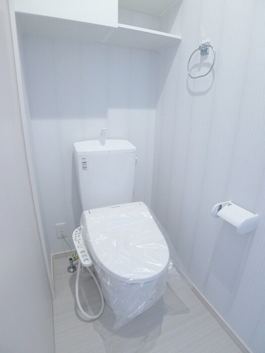 物件内観写真9　(トイレ)