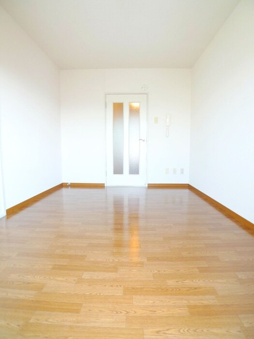 物件内観写真6　(居室)