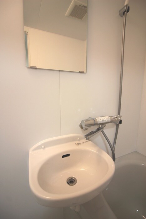 物件内観写真12　(洗面)