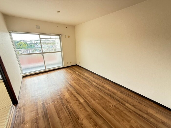 物件内観写真8　(居室)