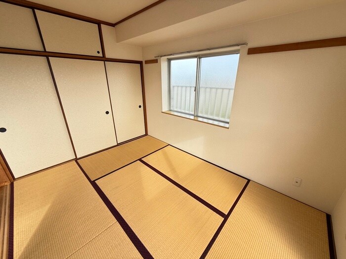 物件内観写真9　(居室)