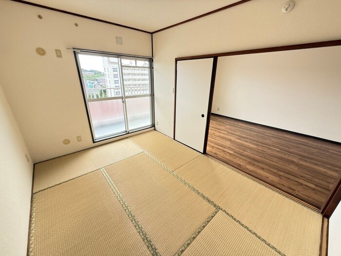 物件内観写真9　(居室)