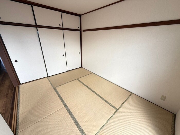 物件内観写真10　(居室)