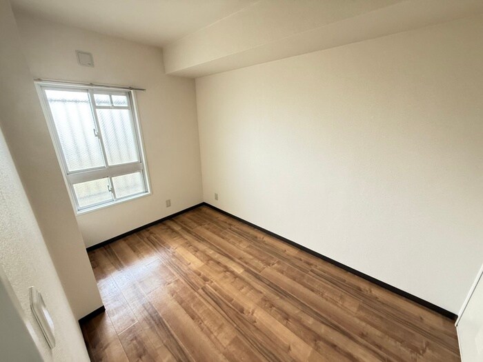 物件内観写真12　(居室)