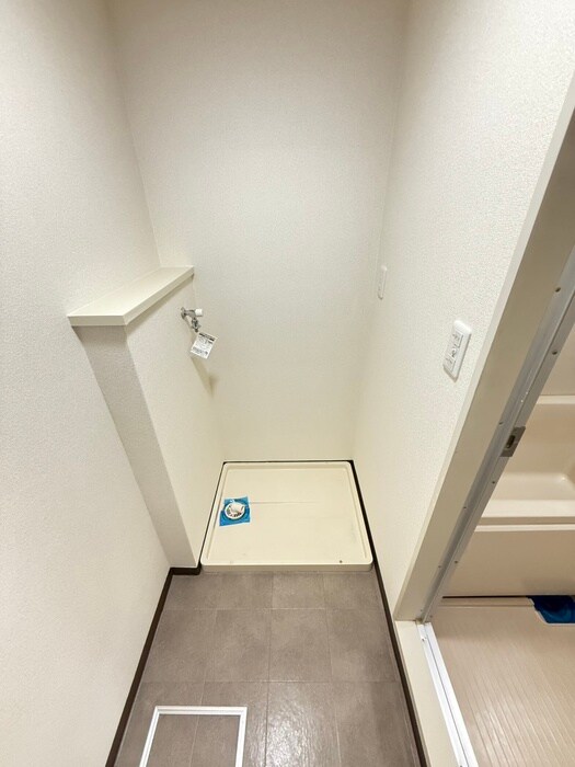 物件内観写真20　(洗濯機置場)