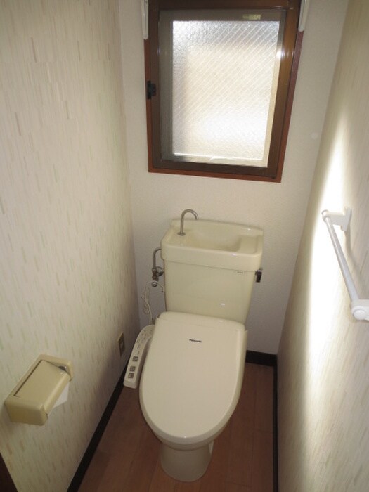 物件内観写真10　(トイレ)