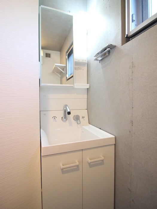 物件内観写真11　(洗面)