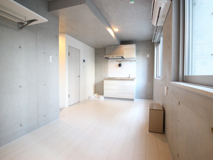 物件内観写真12　(居室)