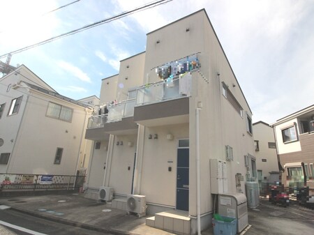 Ｌｉｖｅ外観写真