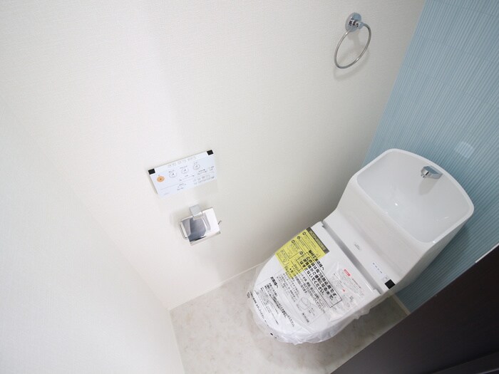 物件内観写真8　(トイレ)
