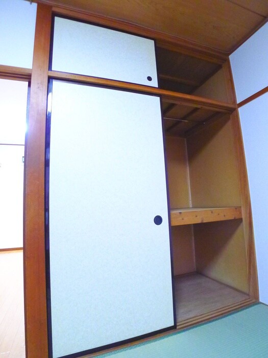 物件内観写真9　(玄関)