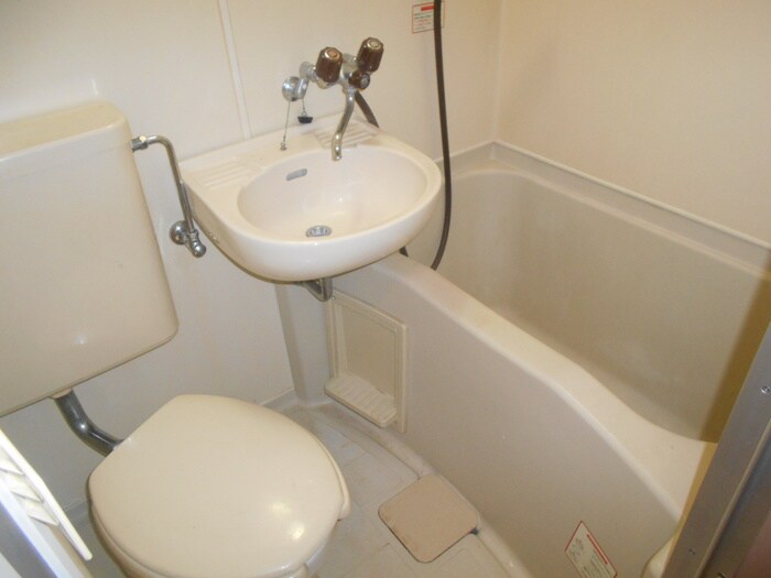 物件内観写真13　(トイレ)