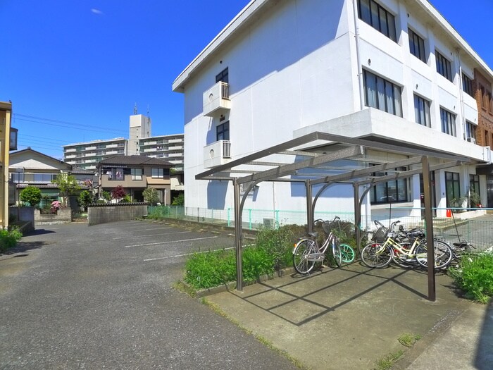 物件外観写真5　(駐輪場)