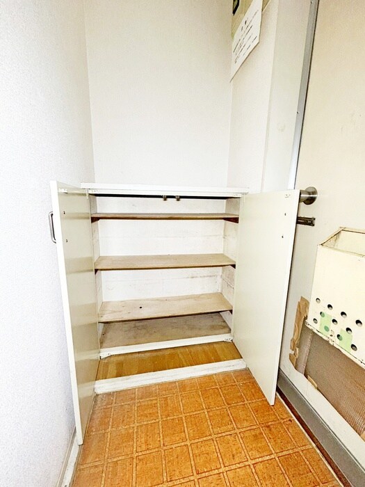 物件内観写真13　(靴箱)