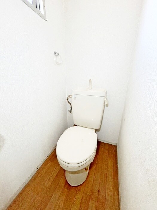 物件内観写真14　(トイレ)