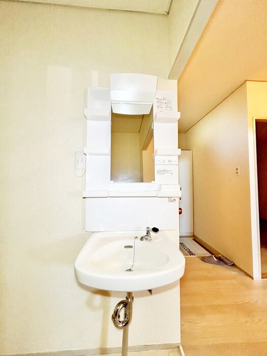 物件内観写真16　(洗面)