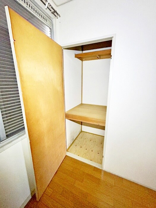 物件内観写真18　(収納)