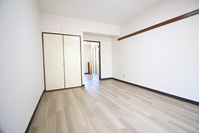 物件内観写真10　(居室)