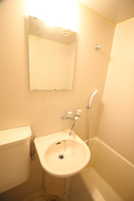 物件内観写真13　(洗面)