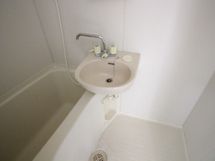 物件内観写真11　(洗面)