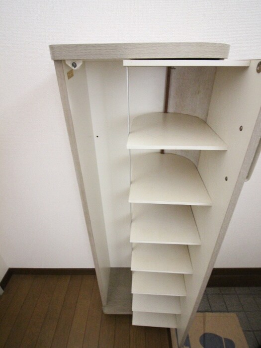 物件内観写真15　(靴箱)
