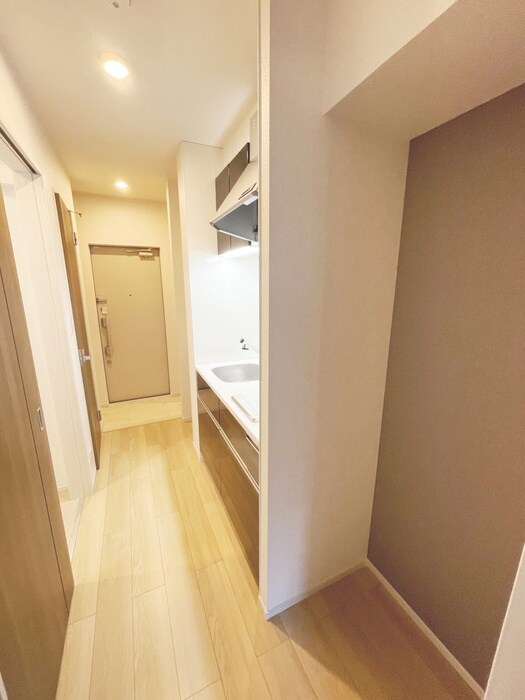 物件内観写真18　(廊下)