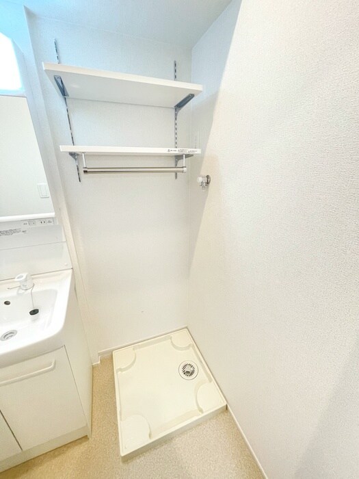 物件内観写真20　(洗濯機置場)