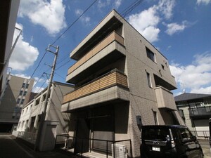 ハウス赤坂外観写真