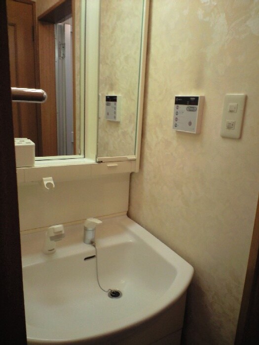 物件内観写真5　(洗面)