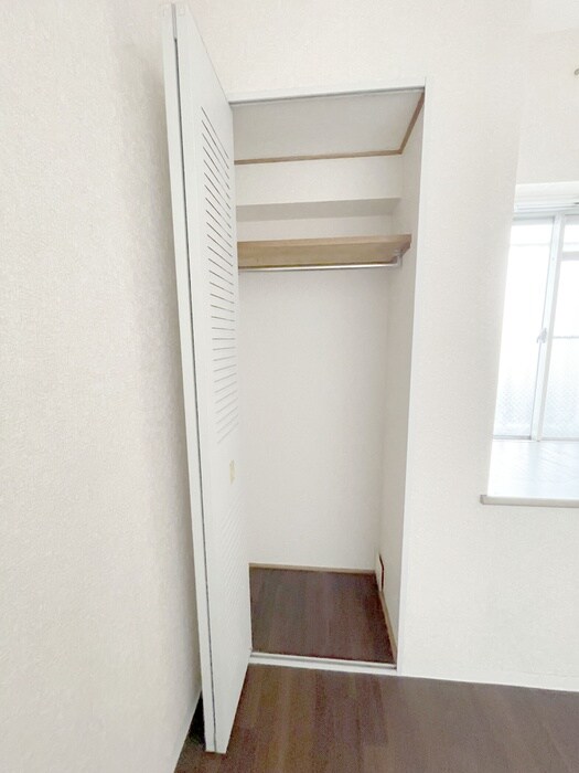 物件内観写真10　(収納)