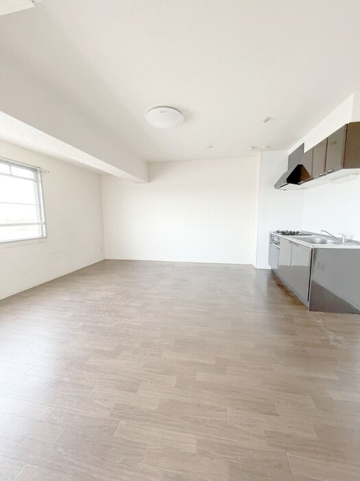 物件内観写真11　(居室)