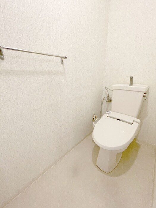 物件内観写真16　(トイレ)