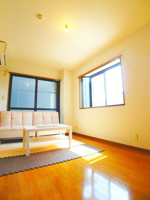 物件内観写真15　(居室)