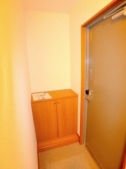 物件内観写真18　(靴箱)