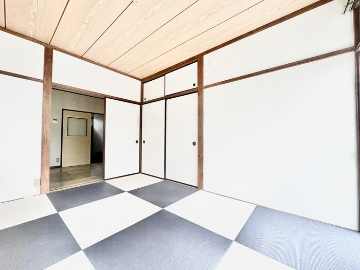 物件内観写真8　(居室)